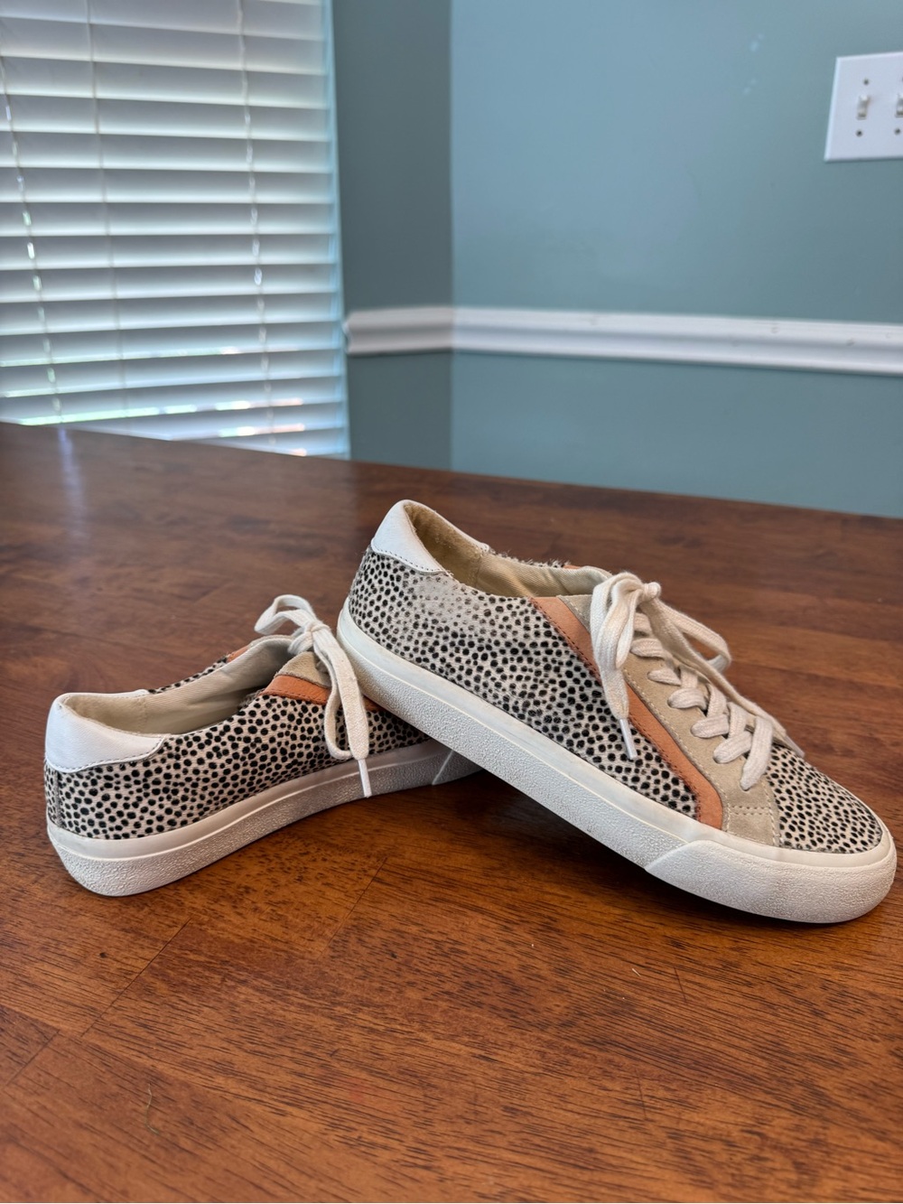 Madewell Sidewalk Low-Top Sneakers Spotted Calf Hair Coral Womens Size 6M MB693